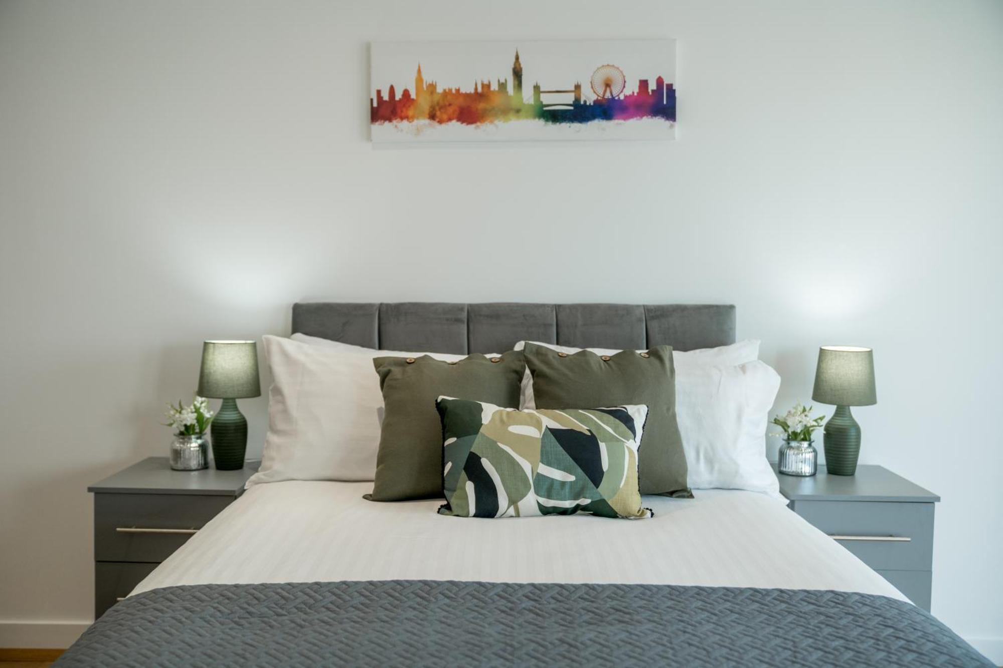 Skyvillion - London River Thames Top Floor Apartments By Woolwich Ferry, Mins To London Excel, O2 Arena , London City Airport With Parking المظهر الخارجي الصورة