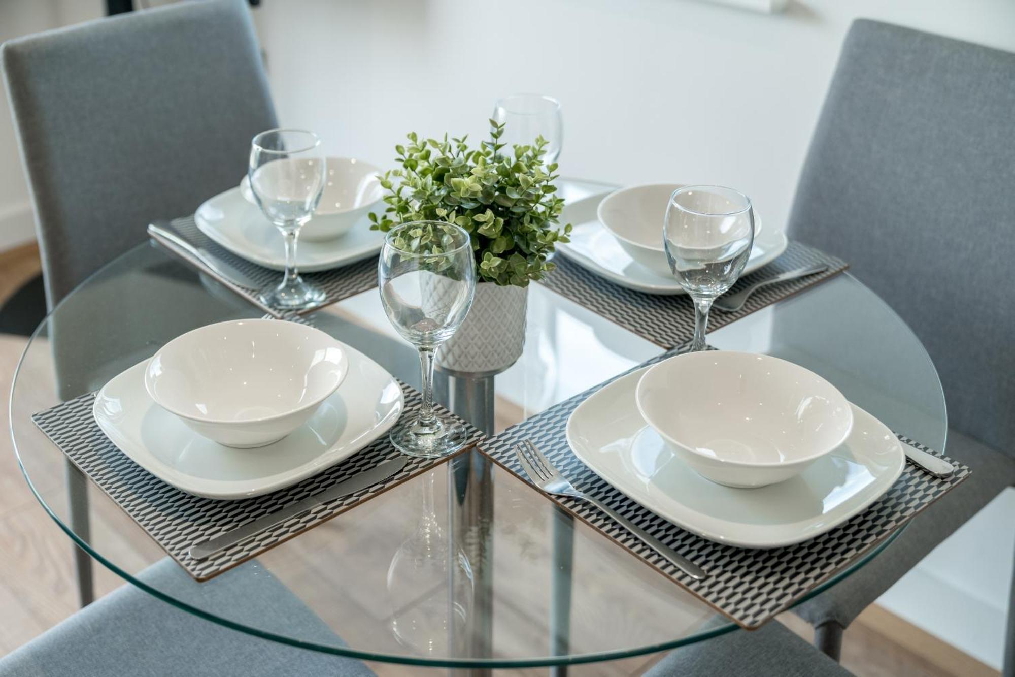 Skyvillion - London River Thames Top Floor Apartments By Woolwich Ferry, Mins To London Excel, O2 Arena , London City Airport With Parking المظهر الخارجي الصورة