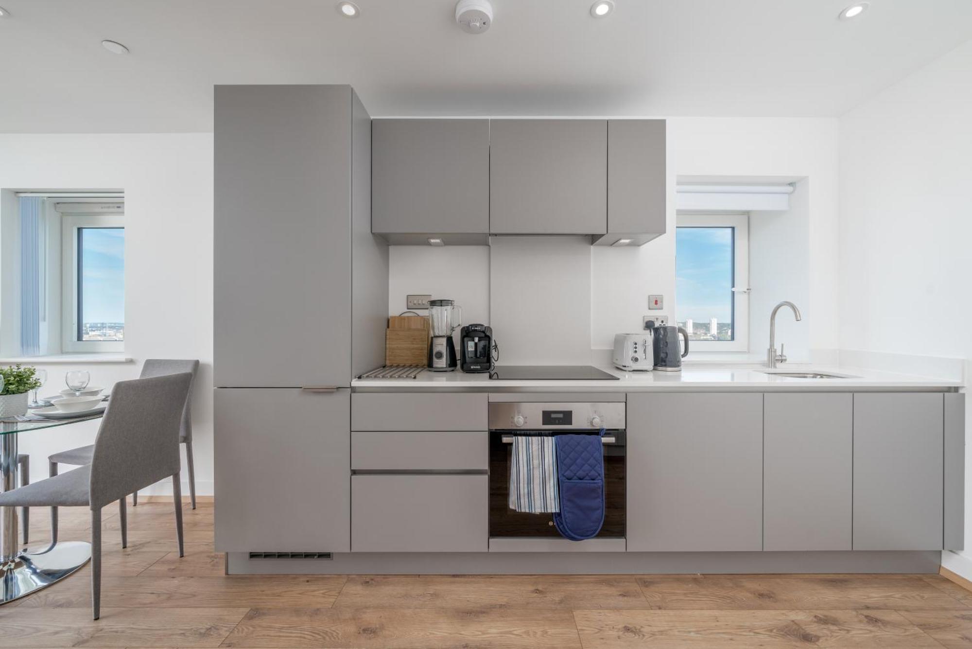Skyvillion - London River Thames Top Floor Apartments By Woolwich Ferry, Mins To London Excel, O2 Arena , London City Airport With Parking المظهر الخارجي الصورة