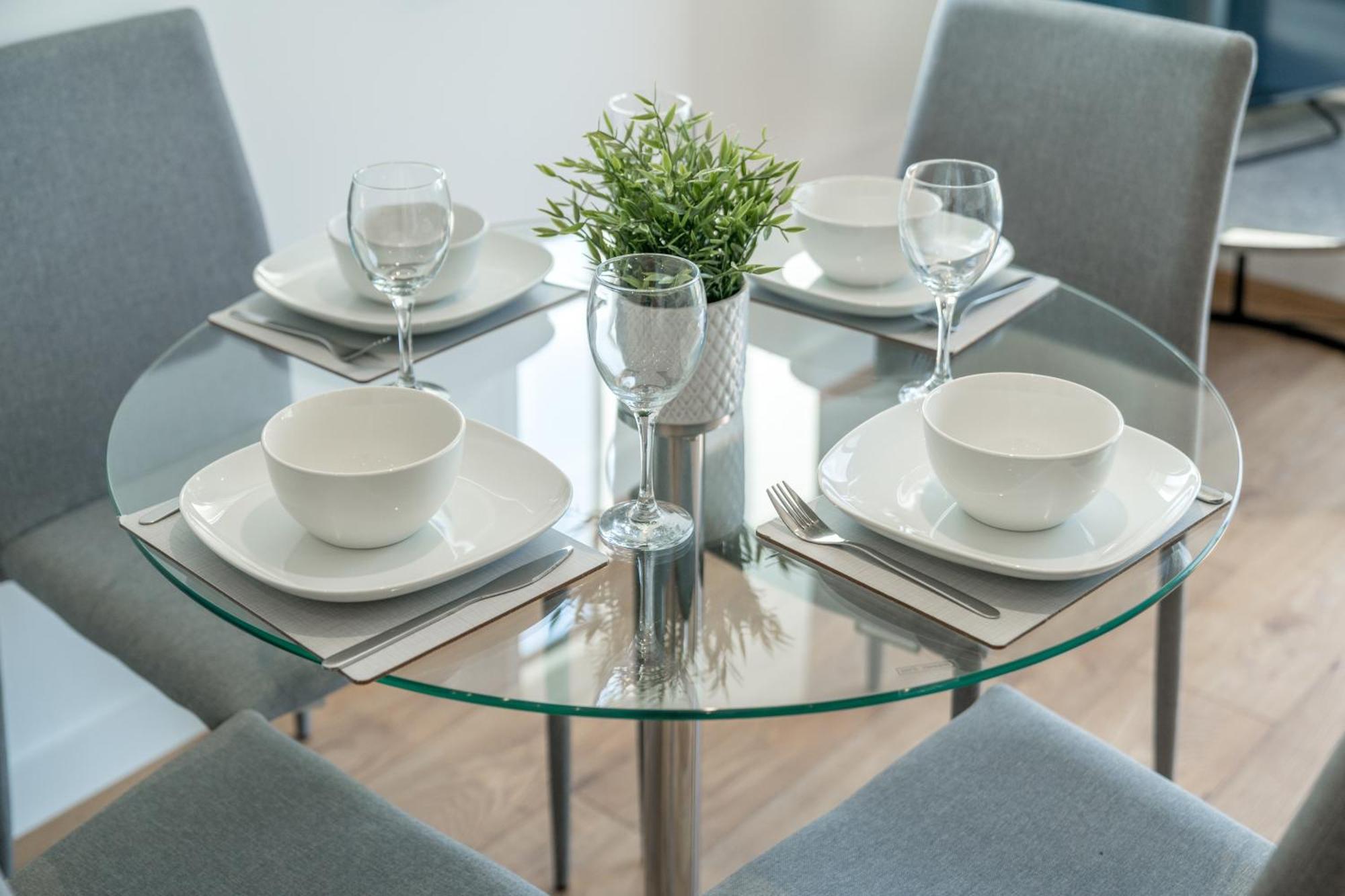 Skyvillion - London River Thames Top Floor Apartments By Woolwich Ferry, Mins To London Excel, O2 Arena , London City Airport With Parking المظهر الخارجي الصورة