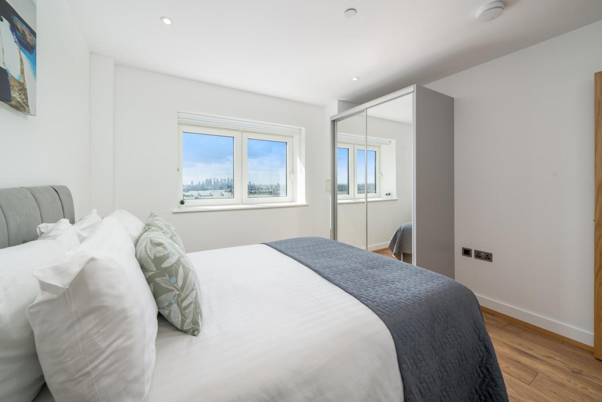 Skyvillion - London River Thames Top Floor Apartments By Woolwich Ferry, Mins To London Excel, O2 Arena , London City Airport With Parking المظهر الخارجي الصورة