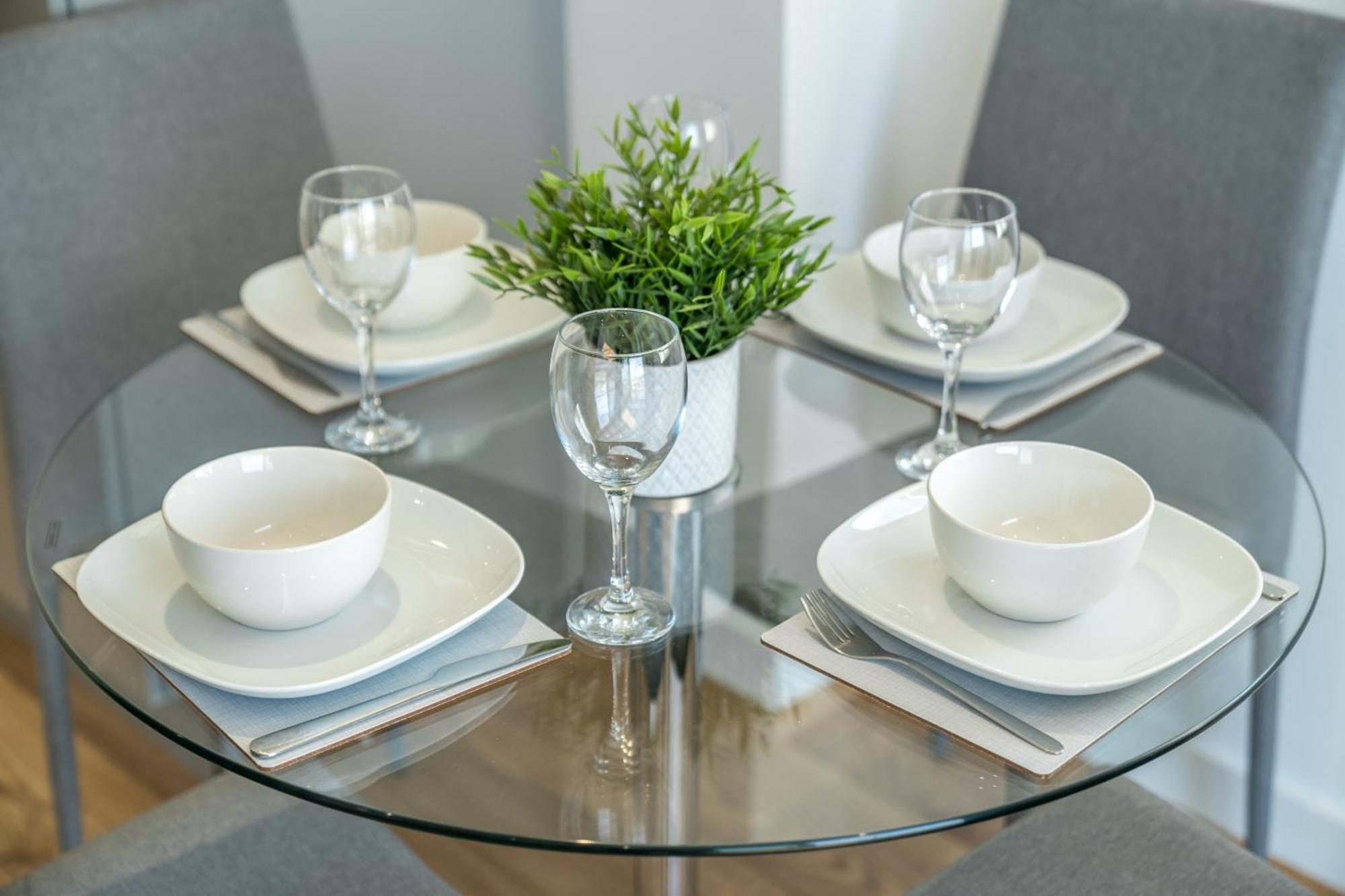 Skyvillion - London River Thames Top Floor Apartments By Woolwich Ferry, Mins To London Excel, O2 Arena , London City Airport With Parking المظهر الخارجي الصورة