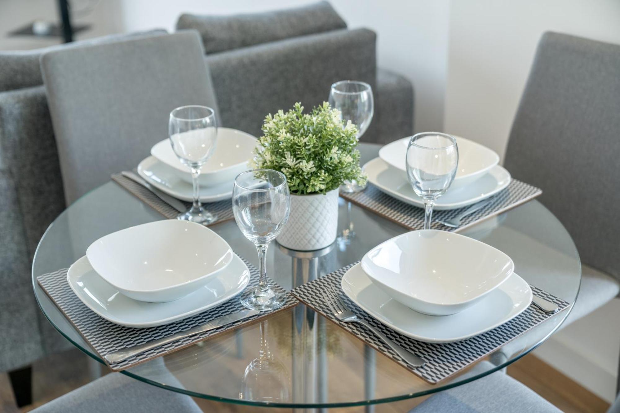 Skyvillion - London River Thames Top Floor Apartments By Woolwich Ferry, Mins To London Excel, O2 Arena , London City Airport With Parking المظهر الخارجي الصورة