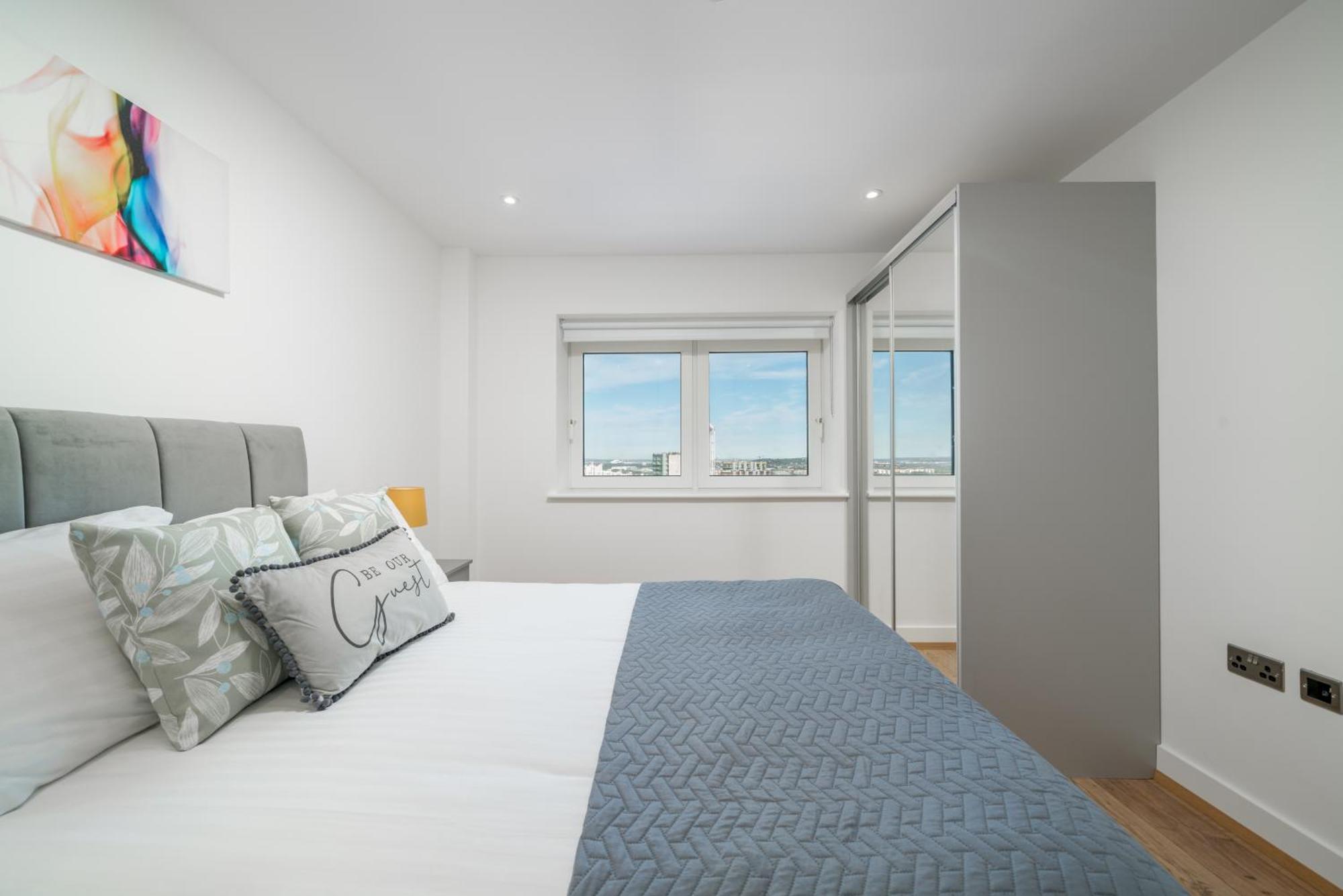 Skyvillion - London River Thames Top Floor Apartments By Woolwich Ferry, Mins To London Excel, O2 Arena , London City Airport With Parking المظهر الخارجي الصورة